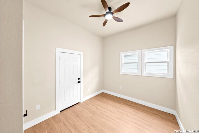 1122 N Pine St Property Photo 20