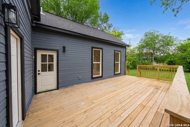 1122 N Pine St Property Photo 32