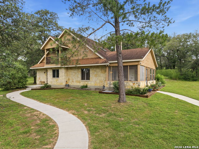 208 Oak Bend Dr Property Photo 1
