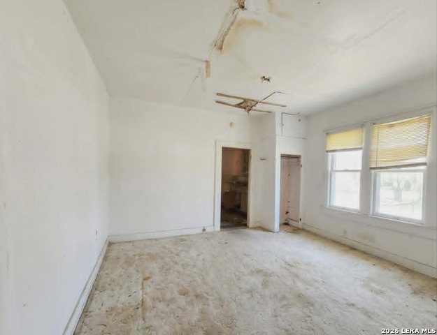 1920 & 1918 E Crockett Property Photo 3