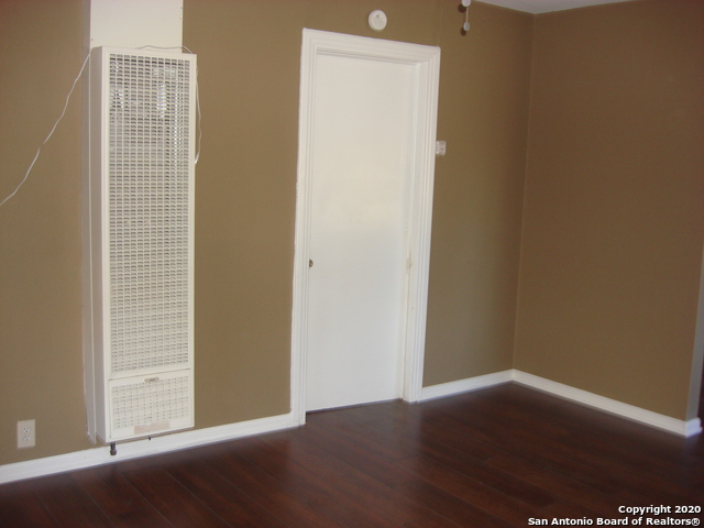 814 Prado St Property Photo 2