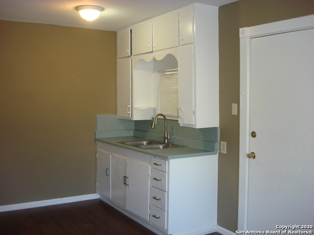 814 Prado St Property Photo 7