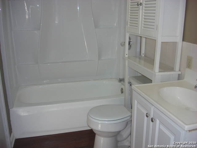 814 Prado St Property Photo 9