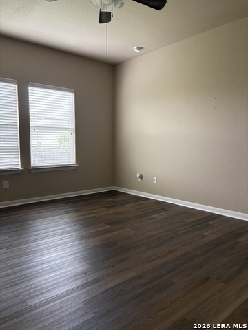 1810 Golden Maple Property Photo 13