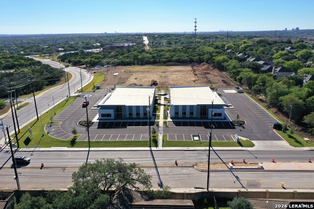 4306 De Zavala Property Photo 4