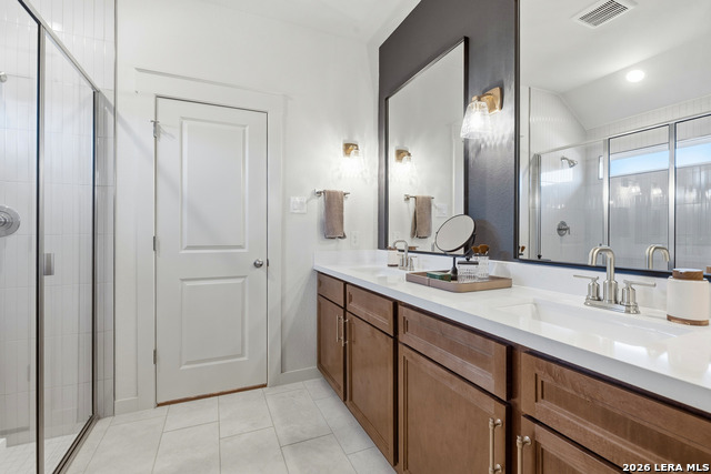 151 Red Arrow Property Photo 5