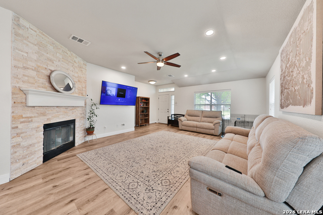 722 Point Springs Property Photo 8