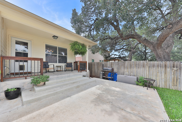 722 Point Springs Property Photo 30