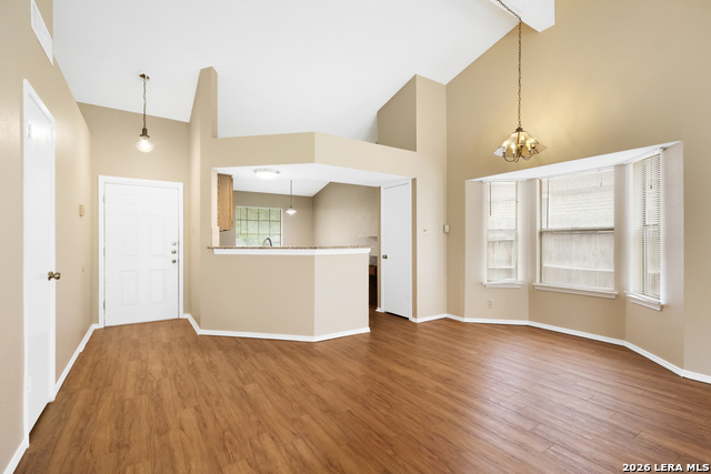 8007 Forest Crossing Property Photo 2