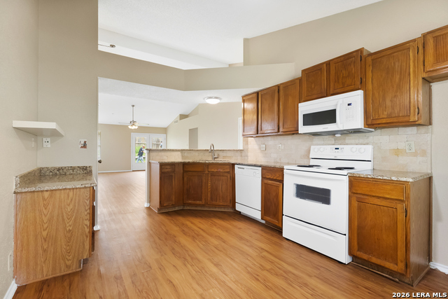 8007 Forest Crossing Property Photo 11