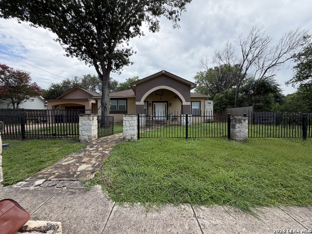12718 Middle Ln Property Photo 1