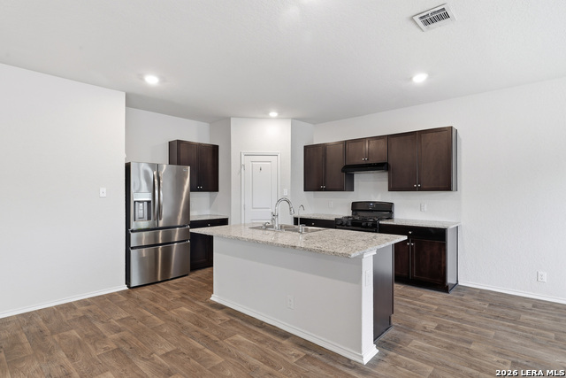 6630 Greensleeves Property Photo 12