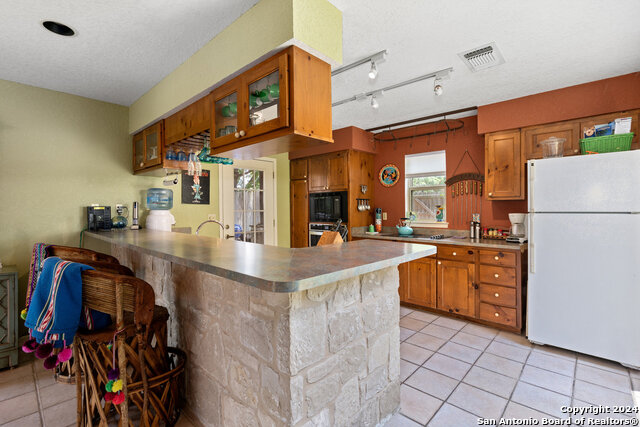 696 Faurie Rd Property Photo 10