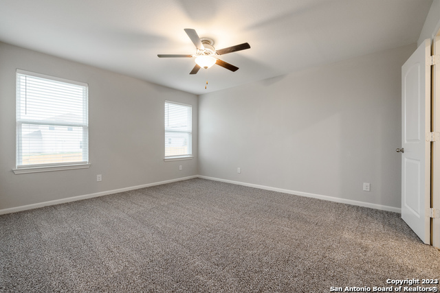 9234 Foxing Blfs Property Photo 11