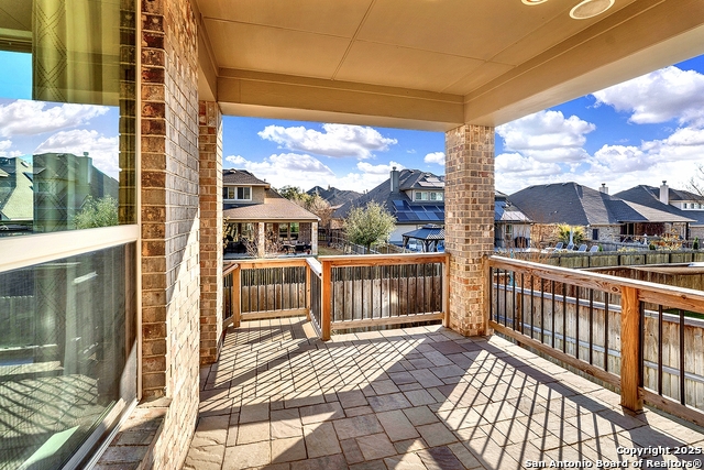 28726 Front Gate Property Photo 14