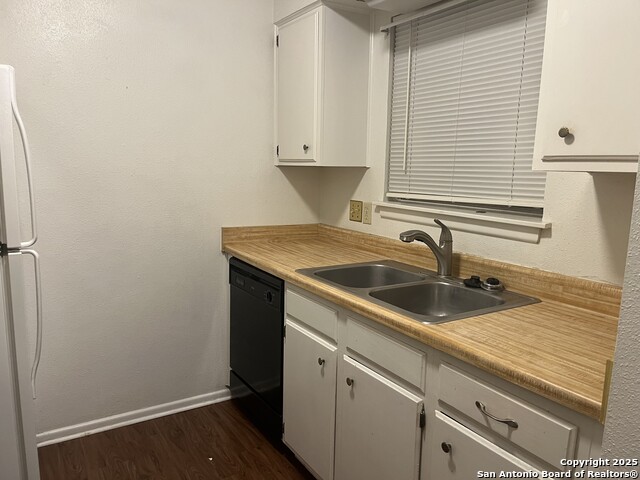 1819 Babcock Rd Property Photo 5