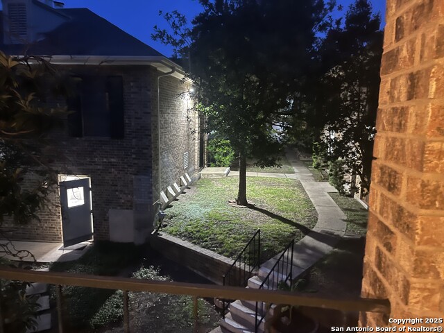 1819 Babcock Rd Property Photo 8
