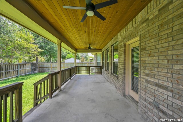 606 Sea Headrig Dr Property Photo 33