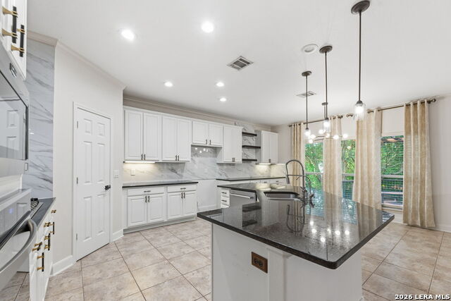 19519 Highgrove Ln Property Photo 13