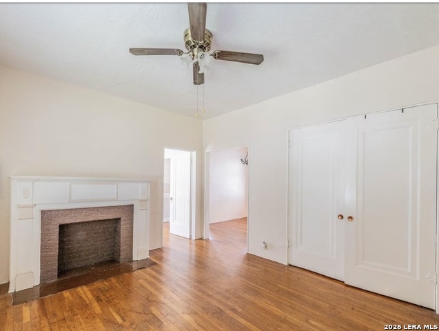 329 W Huisache Ave Property Photo 5