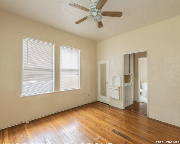 329 W Huisache Ave Property Photo 6