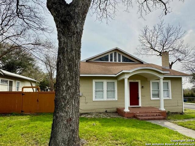538 W Elsmere Pl Property Photo 2