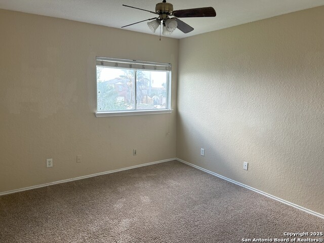 2126 Hollow Circle Property Photo 14