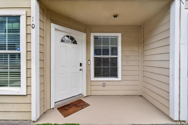 10 Bratton Dr Property Photo 4