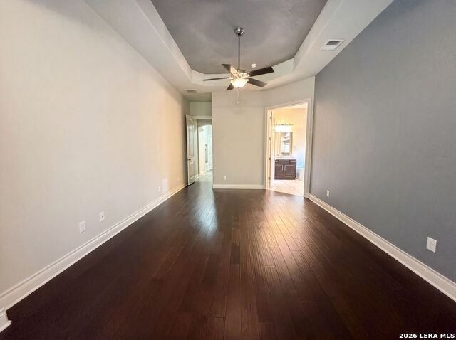 1058 Cedar Glen Dr Property Photo 4