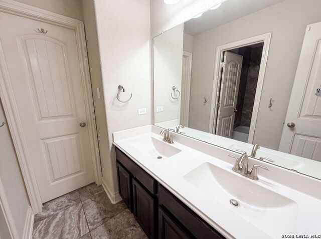 1058 Cedar Glen Dr Property Photo 16