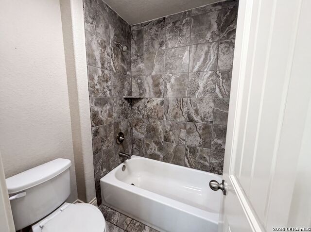1058 Cedar Glen Dr Property Photo 17