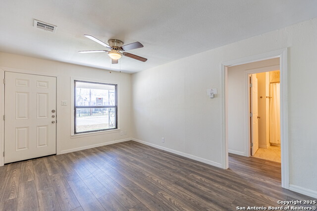 131 Harald Property Photo 7