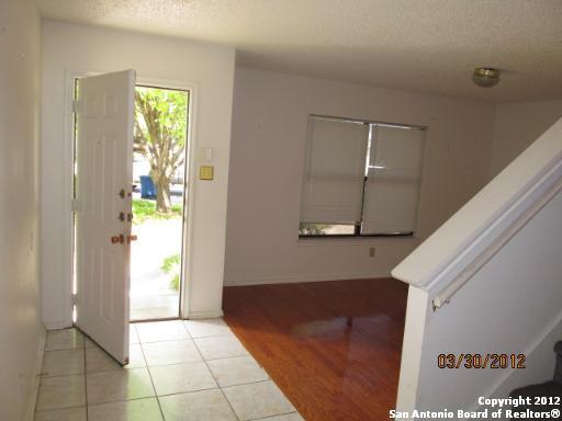 9506 Andrew Pt Property Photo 2