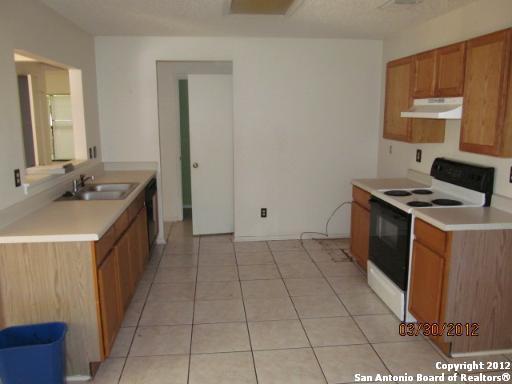 9506 Andrew Pt Property Photo 5