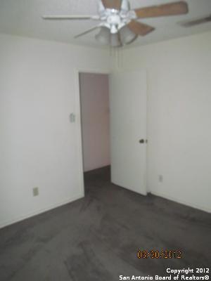 9506 Andrew Pt Property Photo 11