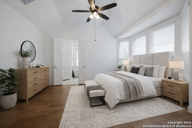 1020 Easy Gruene Property Photo 12