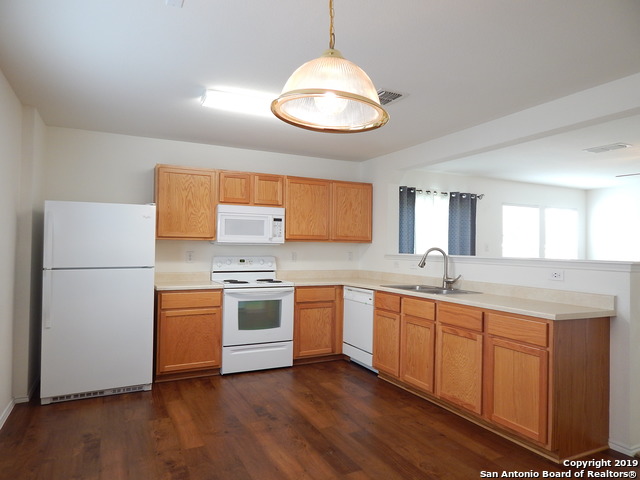 211 Quince Flower Property Photo 6