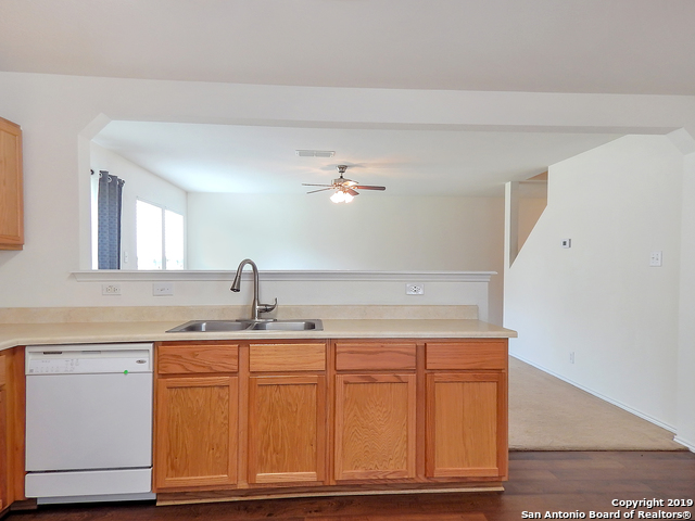 211 Quince Flower Property Photo 7