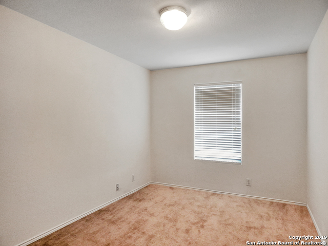 211 Quince Flower Property Photo 10