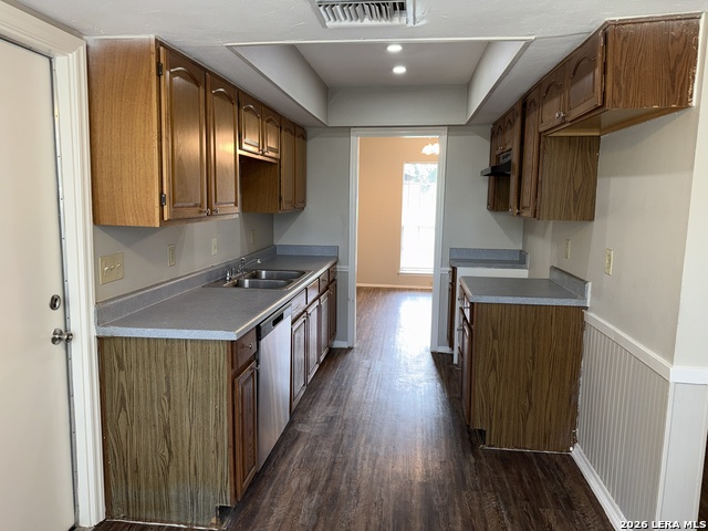 8111 Rain Forest Drive Property Photo 6