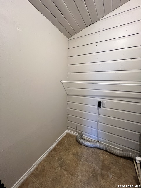 319 Harding Pl Property Photo 19