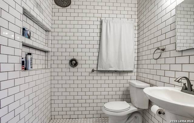 511 Exeter Rd Property Photo 13