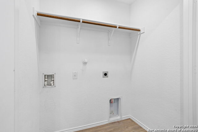 13528 Barton Cv Property Photo 12