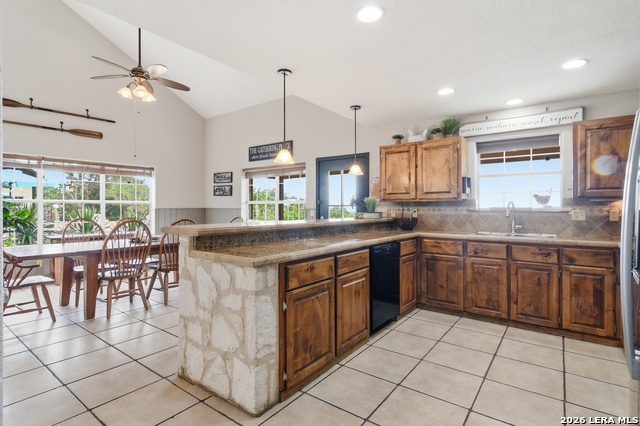 100 Indian Paint Brush Trl. Property Photo 27