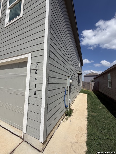 20418 Onyx Ring Property Photo 5