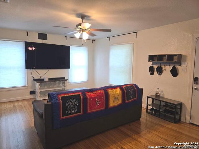 122 Leming Property Photo 6