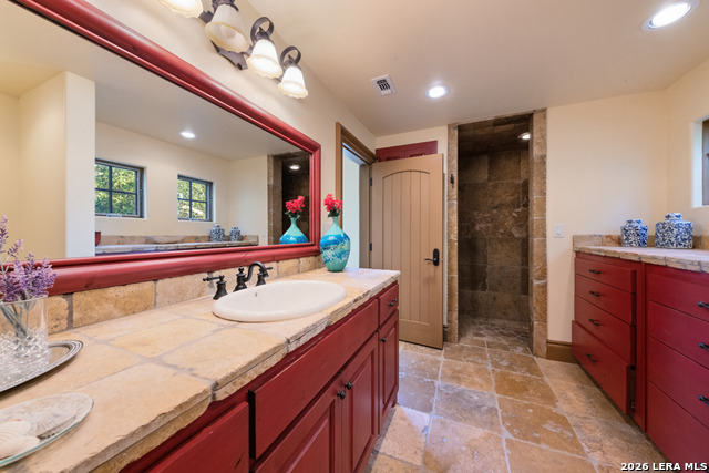 277 Majestic Ridge Property Photo 33