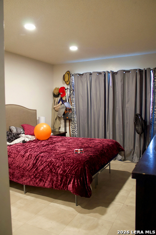 5930 Fairmeade St Property Photo 4