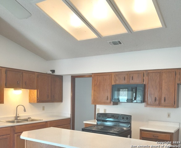 4202 W Shadow Oak Woods Property Photo 6