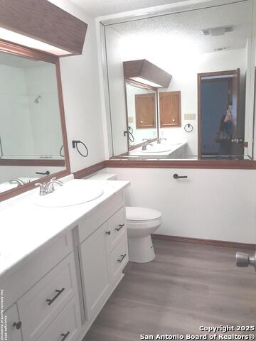 4202 W Shadow Oak Woods Property Photo 16